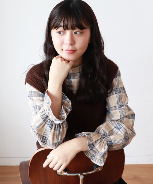 PairPair（ペアペア）の「【PairPair１周年限定アイテム】チェック柄キャンディスリーブブラウス×バックリボンニットベストセット（シャツ/ブラウス・レディース・アイボリー/ブラウン系その他・FREE）」の8枚目の写真