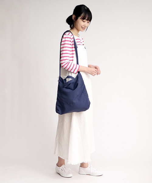 FREDRIK PACKERS(フレドリックパッカーズ)の「FREDRIK PACKERS / フレドリックパッカーズ salle de bal別注 タホ TAHO SMALL エコバッグ(エコバッグ/サブバッグ・レディース・チャコールグレー/ブラック/ネイビー/レッド/オリーブ/カーキ/シルバー/イエロー・FREE)」の6枚目の写真