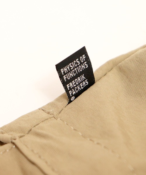 FREDRIK PACKERS(フレドリックパッカーズ)の「FREDRIK PACKERS / フレドリックパッカーズ salle de bal別注 タホ TAHO SMALL エコバッグ(エコバッグ/サブバッグ・レディース・チャコールグレー/ブラック/ネイビー/レッド/オリーブ/カーキ/シルバー/イエロー・FREE)」の11枚目の写真