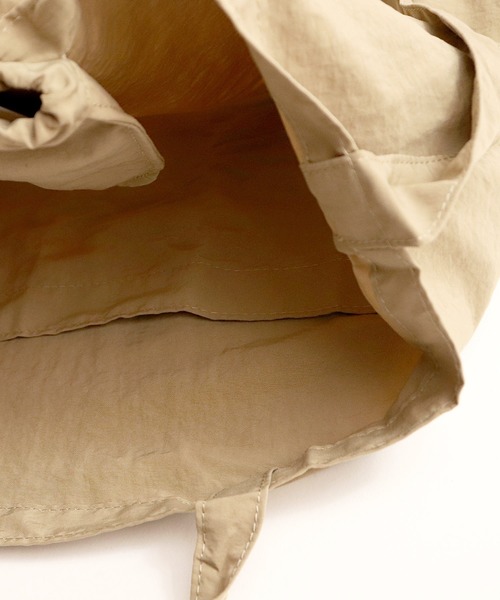 FREDRIK PACKERS(フレドリックパッカーズ)の「FREDRIK PACKERS / フレドリックパッカーズ salle de bal別注 タホ TAHO SMALL エコバッグ(エコバッグ/サブバッグ・レディース・チャコールグレー/ブラック/ネイビー/レッド/オリーブ/カーキ/シルバー/イエロー・FREE)」の10枚目の写真