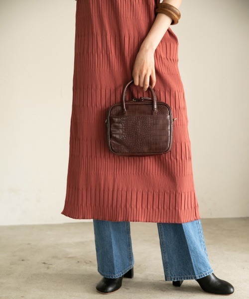 LOWRYS FARM(ローリーズファーム)の「スクエアボストンBAG 891590(ボストンバッグ・レディース・アイボリー/ブラック/ブラウン・FREE)」の3枚目の写真