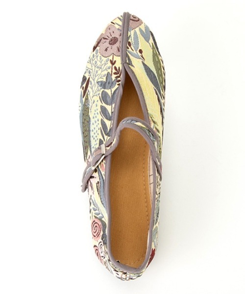 Casselini（キャセリーニ）の「【直営店限定】Casselini（キャセリーニ）ゴブランストラップシューズ（スリッポン・レディース・ブラック/ブラウン/クリーム/レモンイエロー/チャコール・S/M/L）」の6枚目の写真