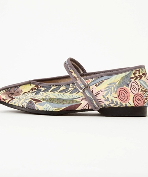 Casselini（キャセリーニ）の「【直営店限定】Casselini（キャセリーニ）ゴブランストラップシューズ（スリッポン・レディース・ブラック/ブラウン/クリーム/レモンイエロー/チャコール・S/M/L）」の11枚目の写真