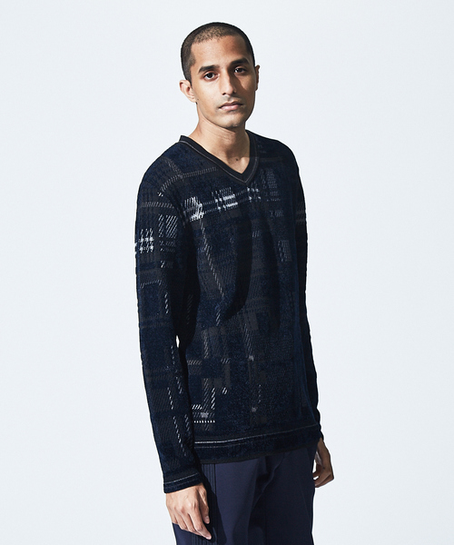 5351 POUR LES HOMMES（ゴーサンゴーイチプールオム）の「【20AW】ブロークンチェックVネックニット（ニット/セーター・メンズ・ブラック/その他/ネイビー・44/46/48/50）」の2枚目の写真