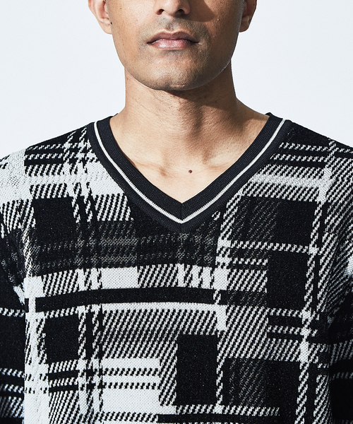 5351 POUR LES HOMMES（ゴーサンゴーイチプールオム）の「【20AW】ブロークンチェックVネックニット（ニット/セーター・メンズ・ブラック/その他/ネイビー・44/46/48/50）」の8枚目の写真