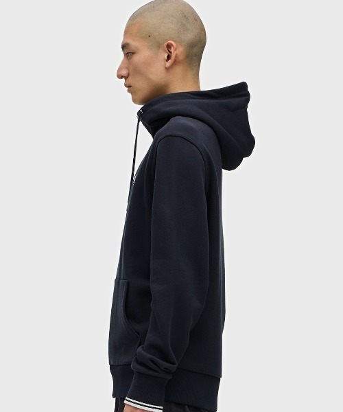 Hooded Zip Through Sweatshirt／フードジップアップパーカー