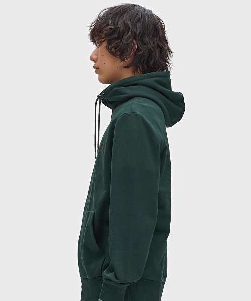 Hooded Zip Through Sweatshirt／フードジップアップパーカー