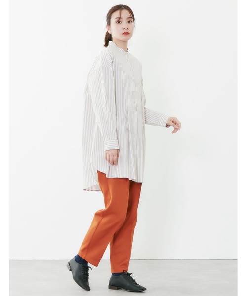 POU DOU DOU（プードゥドゥ）の「ビブヨークタックチュニックシャツ（シャツ/ブラウス・レディース・モカ/ライトグリーン/アイボリー・3）」の5枚目の写真