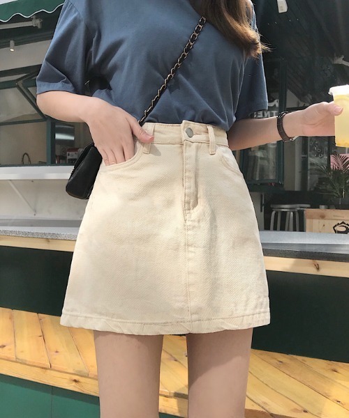 KOR（ケーオーアール）の「カラーデニムスカート（スカート・レディース・ホワイト/ブラック・S/M/L）」の9枚目の写真