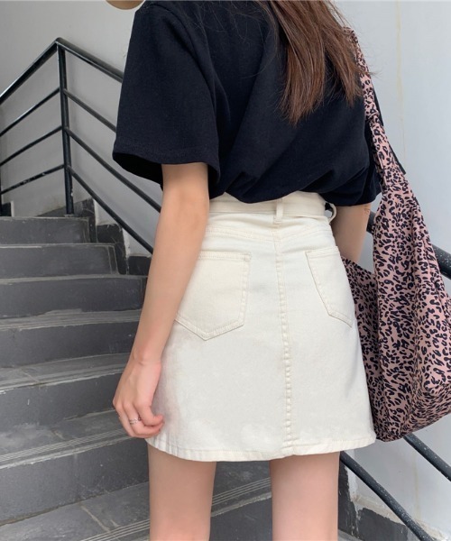 KOR（ケーオーアール）の「カラーデニムスカート（スカート・レディース・ホワイト/ブラック・S/M/L）」の8枚目の写真