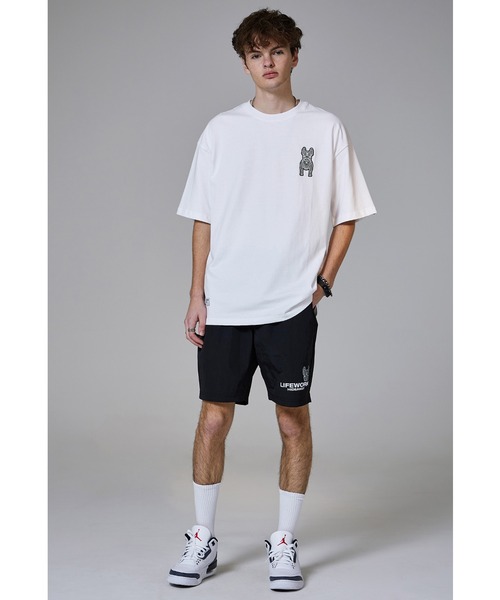 LIFE WORK（ライフワーク）の「『LIFE WORK/ライフワーク』Silicone Radog Short Sleeve T-shirt/フレンチブルドッグワンポイント 半袖Ｔシャツ（Tシャツ/カットソー・メンズ・ホワイト/ブラック・M/L）」の5枚目の写真