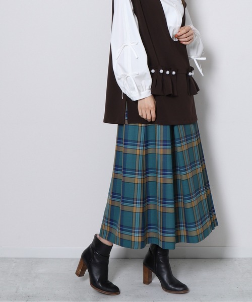 Re.Verofonna(ヴェロフォンナ)の「アシメトリーチェックスカート(スカート・レディース・ブラウン/グリーン/ブルー・MEDIUM)」の3枚目の写真