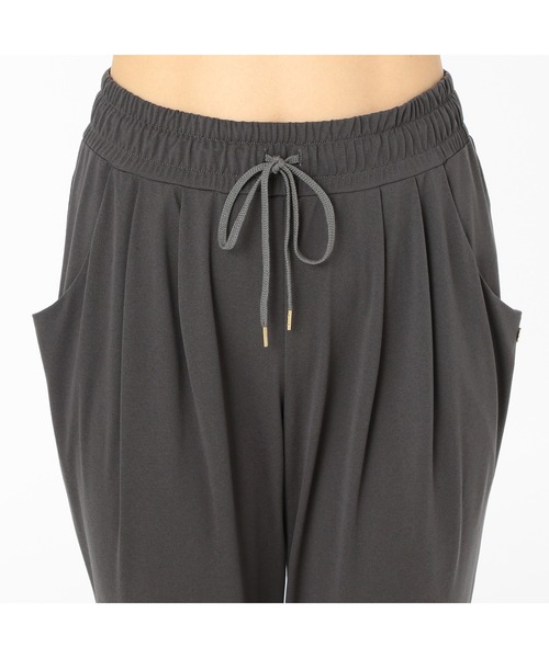 Chacott（チャコット）の「ショートレギッパーズパンツ