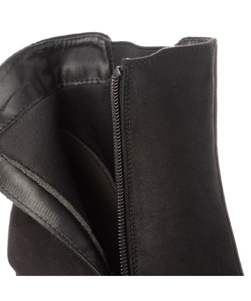 Mafmof（マフモフ）の「Mafmof(マフモフ) ボリューム厚底ストーム太ヒールサイドゴアヒール ブーツ（ブーツ・レディース・ブラック/ブラック系その他・S/M/LL/L）」の16枚目の写真