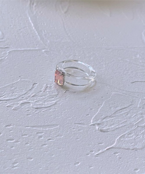 LAC-VERT（ラック・ヴェール）の「アクリルストーンクリアリング（リング・レディース・ピンク/グリーン/イエロー/ブラウン/クリア/ダークブラウン・FREE）」の7枚目の写真