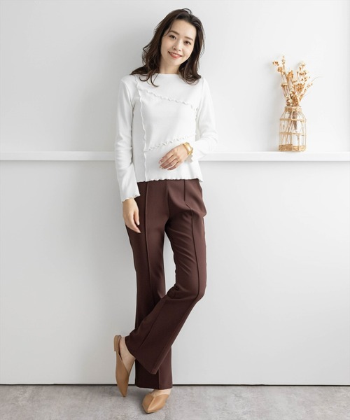 clear(クリア)の「【WEB限定】ストレッチピンタックフレアパンツ(スラックス・レディース・ブラック/ブラウン/グリーン/アイボリー/ブルー/マスタード/グリーン系その他・S/M/L)」の9枚目の写真