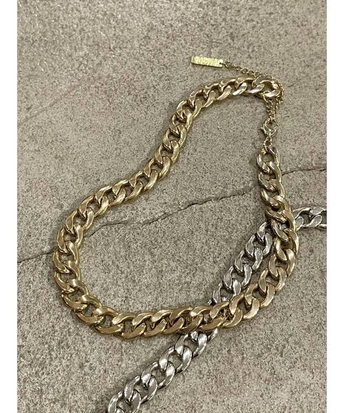EMODA（エモダ）の「ボリュームチェーンネックレス（ネックレス・レディース・シルバー/ゴールド・FREE）」の2枚目の写真