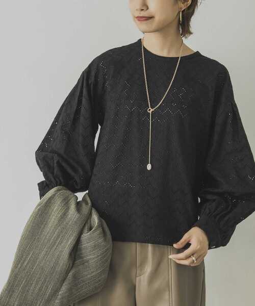URBAN RESEARCH（アーバンリサーチ）の「幾何柄カットワークレースブラウス（シャツ/ブラウス・レディース・ブラック/オフホワイト・FREE）」の22枚目の写真