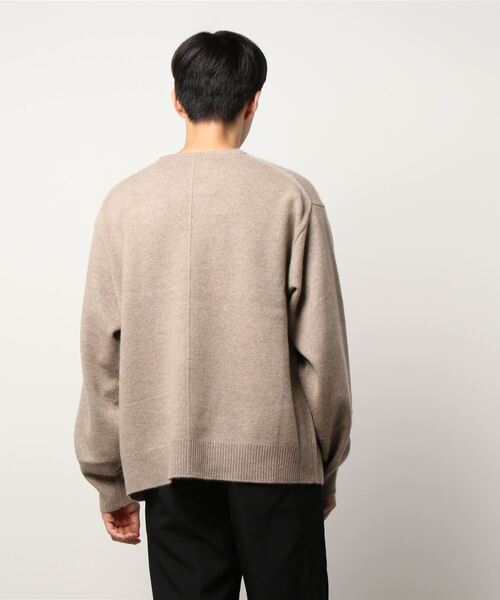 ADAWAS(アダワズ)の「【ADAWAS】〈別注〉カシミヤ ニットプルオーバー MEN(ニット/セーター・メンズ・ベージュ/グレー・LARGE/MEDIUM)」の3枚目の写真