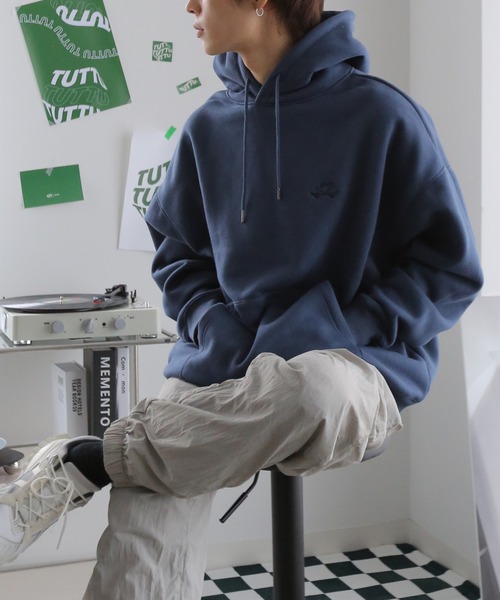 Mark Gonzales（マーク・ゴンザレス）の「Mark Gonzales/マークゴンザレス 別注 ビッグシルエット プリント 刺繍 裏起毛 長袖 スウェット パーカー オーバーサイズ（パーカー・メンズ・ホワイト/ブラック/ダークグリーン/グレー/ブルー/ホワイト系その他/ブラック系その他/グレー系その他/グリーン系その他/ホワイト系その他2/ブラック系その他2/ブラック系その他3・M/L）」の16枚目の写真