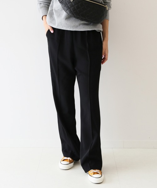 SLOBE IENA（スローブイエナ）の「ピンタックセミフレアパンツ【ウエストゴム/手洗い可能】◆（その他パンツ・レディース・ブラック/ブラック系その他・36/38）」の8枚目の写真