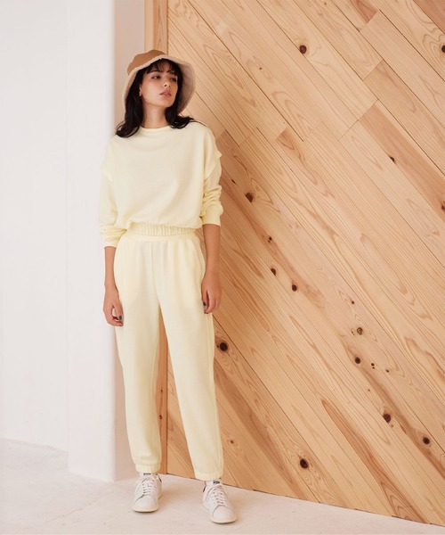 SEA DRESS(シードレス)の「裏毛ショートデザインヨガトップス(Tシャツ/カットソー・レディース・杢グレー/ピンク/オフホワイト・M/L)」の12枚目の写真