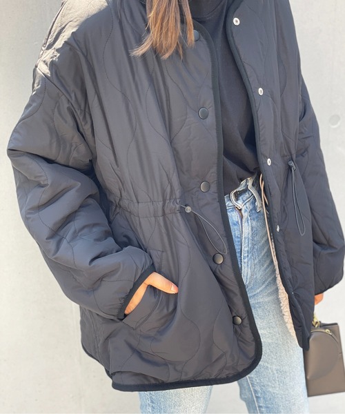 StyleSea(スタイルシー)の「ボアリバーシブルノーカラーショートコート(ノーカラーコート・レディース・ベージュ/アイボリー/ライトベージュ/モカ/ブラック/ライトカーキ・MEDIUM)」の12枚目の写真