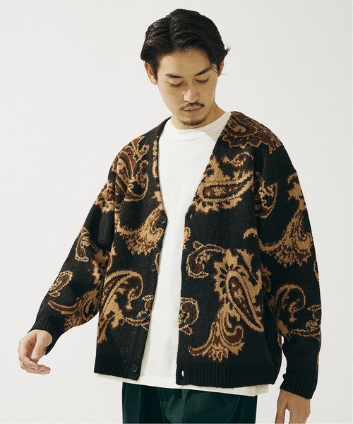 JOURNAL STANDARD（ジャーナルスタンダード）の「レトロ ジャガードニット カーディガン/ルーズカーディガン（カーディガン/ボレロ・メンズ・ブラック/ベージュ/パープル/ネイビー・MEDIUM/LARGE）」の11枚目の写真
