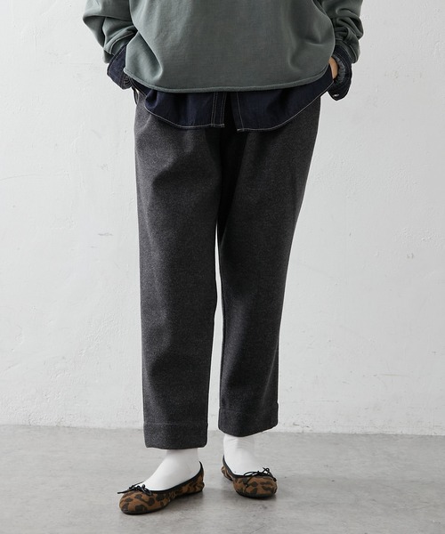 PUAL CE CIN（ピュアルセシン）の「圧縮ジャージテーパードパンツ（その他パンツ・レディース・チャコールグレー/ブラック/オートミール・FREE）」の4枚目の写真