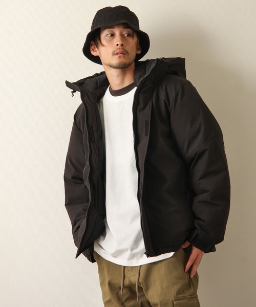 ZIP FIVE(ジップファイブ)の「【ZIP FIVE】ストレッチ中綿マウンテンダウンジャケット(ダウンジャケット/コート・メンズ・ホワイト/ブラック/カーキ/キャメル/ブラック×カーキ/ホワイト×ブラック・LARGE/X-LARGE/MEDIUM)」の4枚目の写真