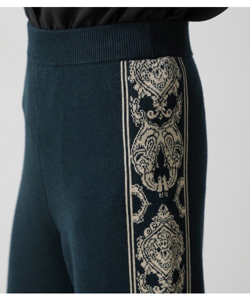 AZUL by moussy（アズールバイマウジー）の「DAMASK PATTERN KNIT PANTS/ダマスクパターンニットパンツ（その他パンツ・レディース・ブラック系その他/グリーン系その他・SMALL/MEDIUM）」の18枚目の写真