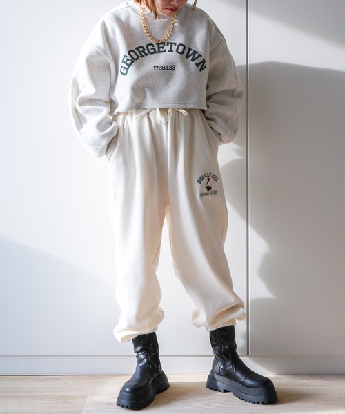 VENCEEXCHANGE（ヴァンスエクスチェンジ）の「裏起毛カレッジロゴクロップドプルオーバー（スウェット・レディース・オフホワイト/ブラック/グリーン・M）」の17枚目の写真