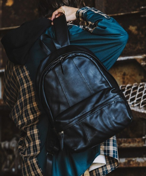 NO ID.（ノーアイディ）の「mko10222-ｶｳﾚｻﾞｰﾊﾞｯｸﾞﾊﾟｯｸ（バックパック/リュック・メンズ・ブラック・ONE SIZE）」の9枚目の写真