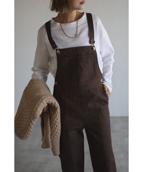 Bonjour Sagan（ボンジュールサガン）の「フロントスリットデニムサロペット（サロペット/オーバーオール・レディース・ブラック/ブラウン・FREE）」の2枚目の写真