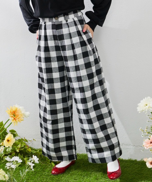 MERLOT（メルロー）の「ギンガムチェックストレートパンツ（その他