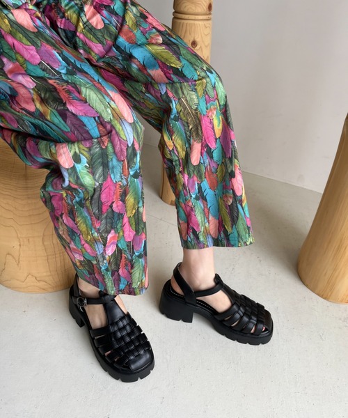 ORiental TRaffic(オリエンタルトラフィック)の「厚底グルカシューズ/21111(サンダル・レディース・ブラック/ブロンズ/ブルー・S/M/L/LL)」の2枚目の写真