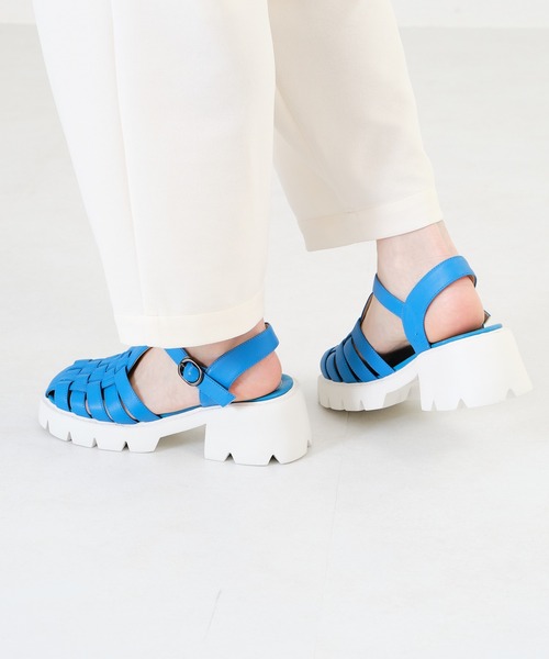 ORiental TRaffic(オリエンタルトラフィック)の「厚底グルカシューズ/21111(サンダル・レディース・ブラック/ブロンズ/ブルー・S/M/L/LL)」の6枚目の写真