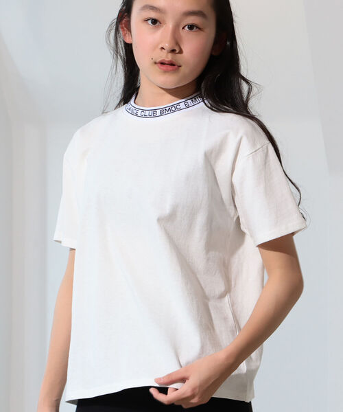 B:MING by BEAMS(ビーミングバイビームス)の「B:MING by BEAMS / ネックロゴ Tシャツ(130~160cm)(Tシャツ/カットソー・キッズ・ホワイト/ブラック/イエロー系その他・130/140/150/160)」の4枚目の写真