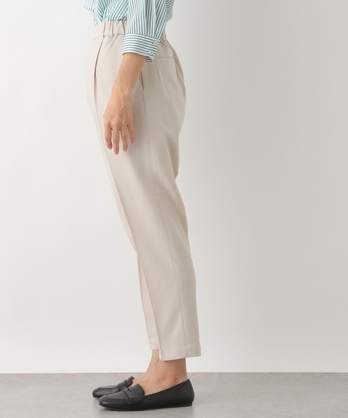 LEPSIM（レプシィム）の「美脚テーパードパンツ2　929469（スラックス・レディース・ブラック/ベージュ・SMALL/MEDIUM/LARGE/X-SMALL）」の6枚目の写真