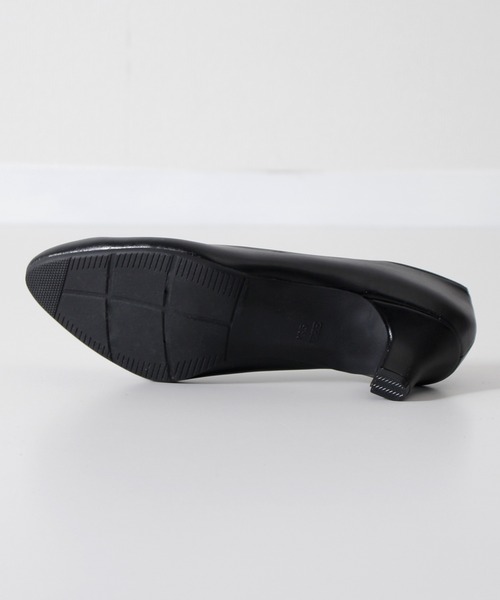 Parade(パレード)の「【MADE IN JAPAN】日本製・痛くなりにくい美形パンプス 4500【Parade】(パンプス・レディース・ベージュ/ブラック系その他/ブルーグレー/グレイッシュベージュ/ラベンダー/ブラック系その他2/ブラック/ブラック系その他3・23.5cm/24.5cm/23.0cm/24.0cm/25.0cm/22.5cm/22.0cm)」の15枚目の写真