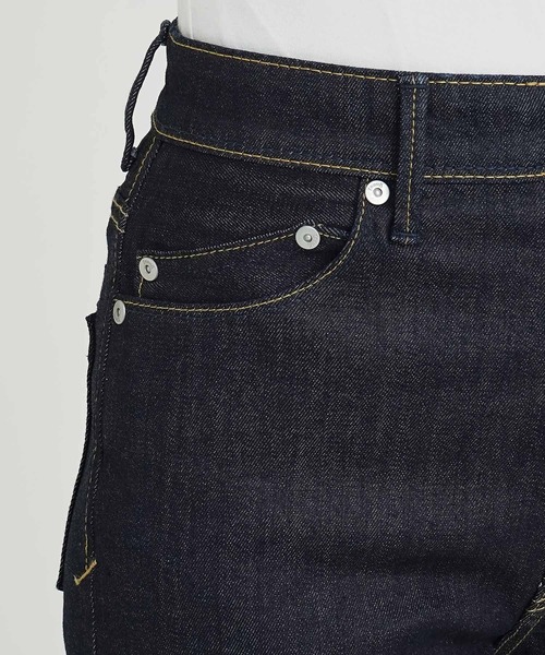 YANUK（ヤヌーク）の「【YANUK】ブーツカットデニムパンツ BOOTCUT JEANS（デニムパンツ・レディース・インディゴブルー・24inch/25inch/26inch/27inch/23inch/22inch/21inch）」の5枚目の写真