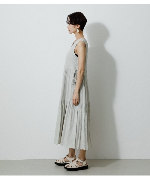 AZUL by moussy(アズールバイマウジー)の「WAIST SHAPE 2WAY ONEPIECE/ウエストシェイプ2WAYワンピース(ワンピース・レディース・グリーン/ライトグレー/ブラック・MEDIUM/SMALL)」の19枚目の写真