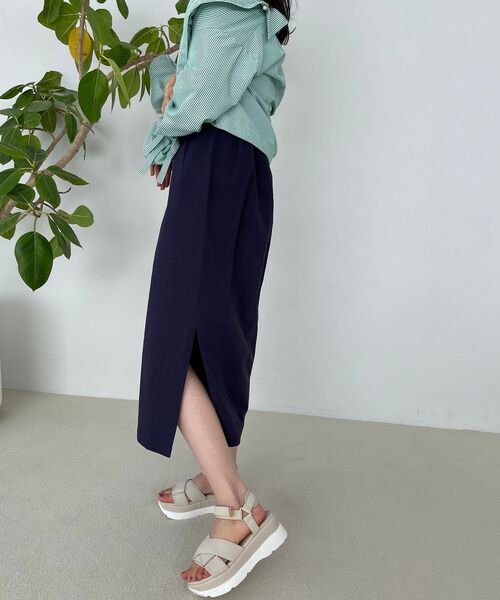 MAJESTIC LEGON（マジェスティックレゴン）の「Ladyスリムキャミワンピース（ワンピース・レディース・ベージュ/ネイビー/サックスブルー・SMALL/MEDIUM）」の4枚目の写真