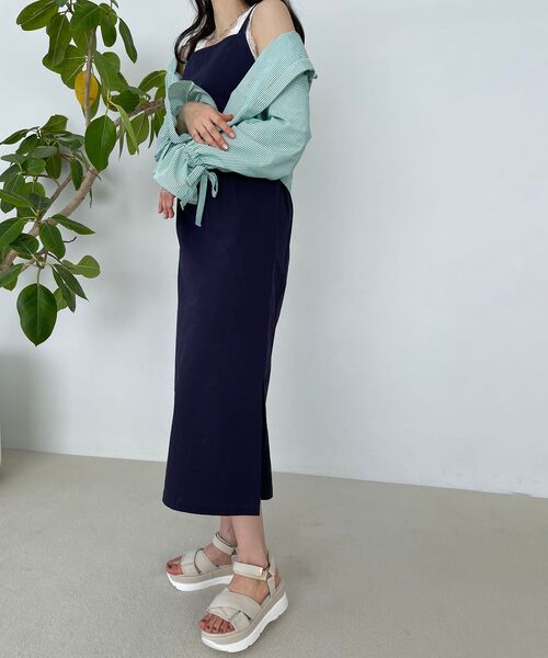 MAJESTIC LEGON（マジェスティックレゴン）の「Ladyスリムキャミワンピース（ワンピース・レディース・ベージュ/ネイビー/サックスブルー・SMALL/MEDIUM）」の5枚目の写真