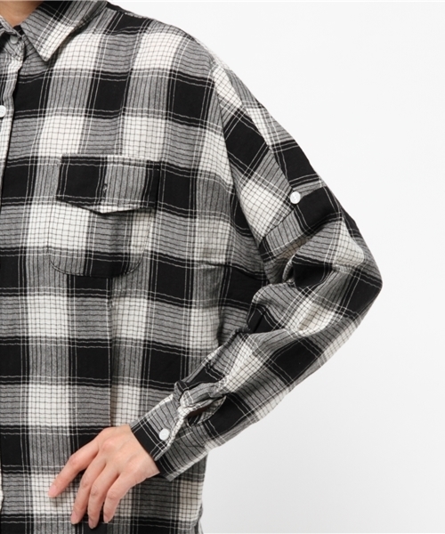 OUTLET（アウトレット）の「【WHO'S WHO gallery】TBバッファローチェックシャツ（シャツ/ブラウス・レディース・ブルー/レッド/ホワイト・FREE）」の8枚目の写真