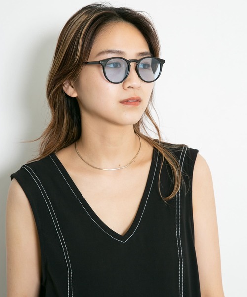 KBF（ケイビーエフ）の「ボストンフレームサングラス（メガネ・レディース・グレー/ブルー・ONE）」の6枚目の写真