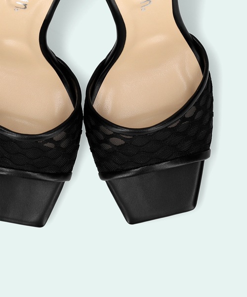 MAMIAN（マミアン）の「メッシュデザイン クリアヒール ミュール (8.5cmヒール)（サンダル・レディース・ブラック/グレイッシュベージュ/ホワイト・L/M/S）」の7枚目の写真