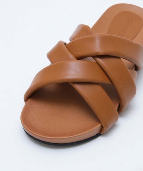 titivate（ティティベイト）の「フェイクレザーパデットサンダル（サンダル・レディース・ブラック/オフホワイト/キャメル・L/S/LL/M）」の11枚目の写真