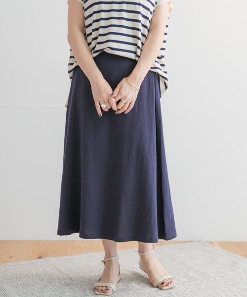 ITEMS URBANRESEARCH（アイテムズ アーバンリサーチ）の「コットンリネンフレアスカート（スカート・レディース・ベージュ/ネイビー/モカ・FREE）」の15枚目の写真