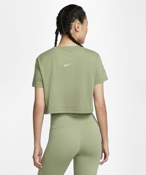 NIKE(ナイキ)の「ナイキ Dri-FIT ウィメンズ クロップド Tシャツ / Nike Dri-FIT Women's Cropped T-Shirt<XS-XL 展開>(Tシャツ/カットソー・レディース・グレー系その他/オリーブ系・M/S/XL/L/XS)」の8枚目の写真